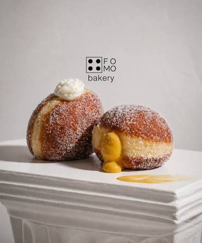 Bomboloni (Soft Italian Doughnuts) Pack of 4